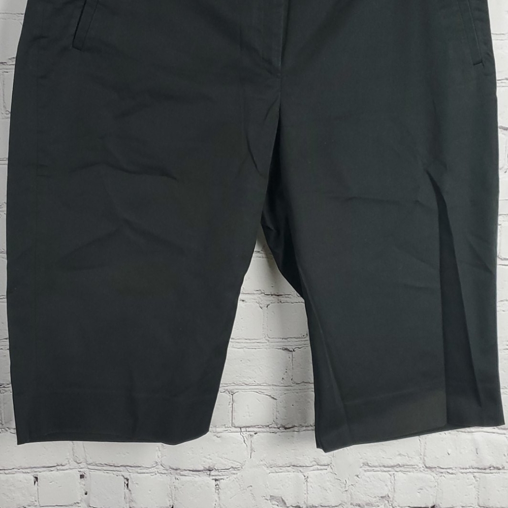 Faconnable Size 8 Shorts - Picture 3 of 5